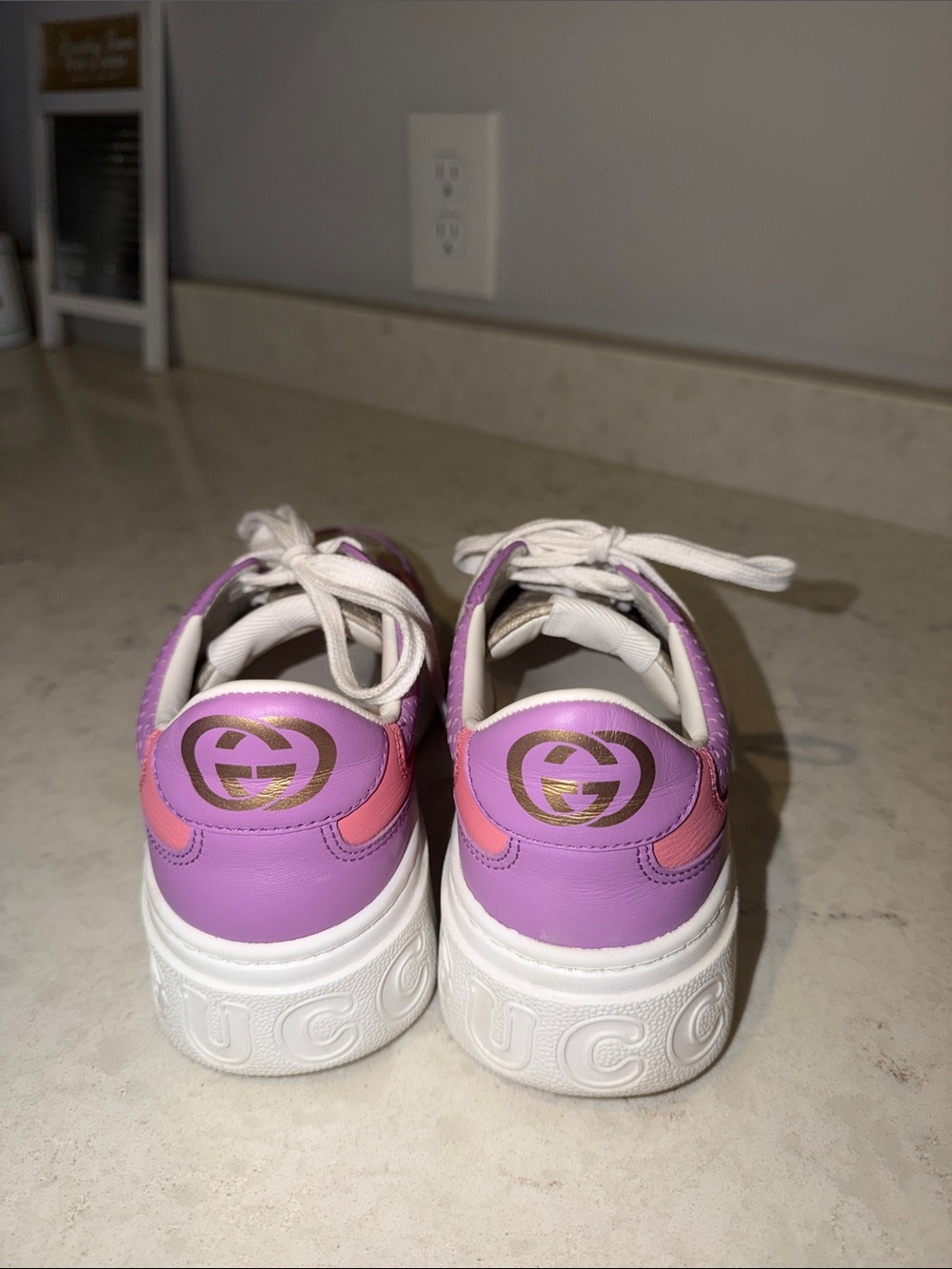Gucci Lavender and Pink GG Canvas Low-Top Sneaker - Picture 5 of 6